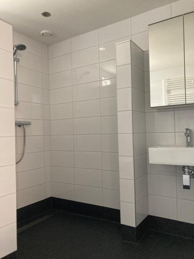 Vakantiehuis 'T Laaisterplakky Zonder Drempels Oude Bildtzijl エクステリア 写真