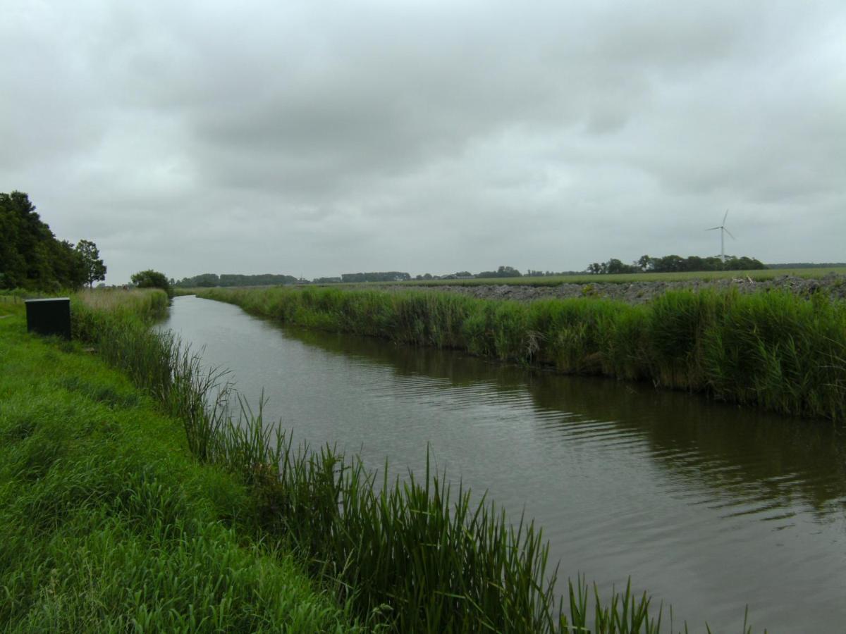 Vakantiehuis 'T Laaisterplakky Zonder Drempels Oude Bildtzijl エクステリア 写真
