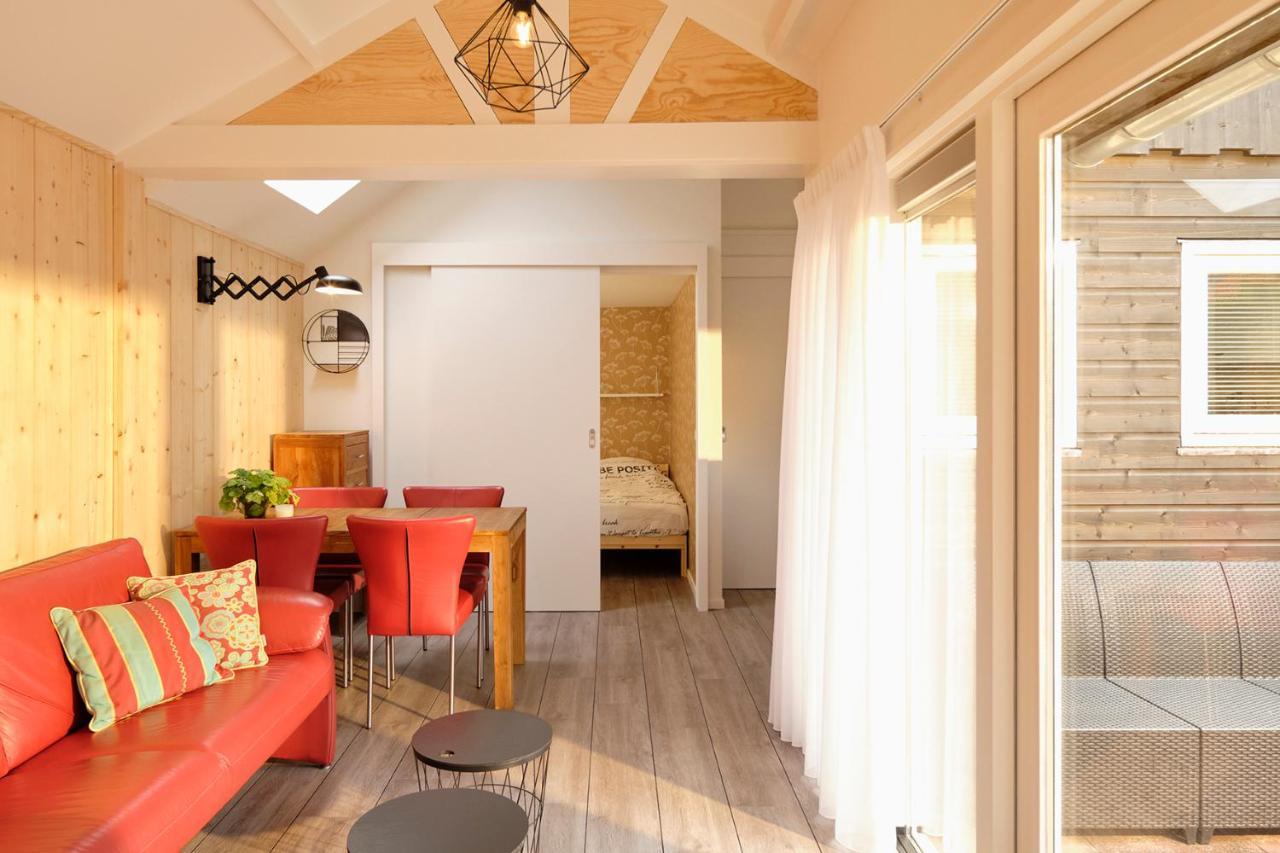 Vakantiehuis 'T Laaisterplakky Zonder Drempels Oude Bildtzijl エクステリア 写真